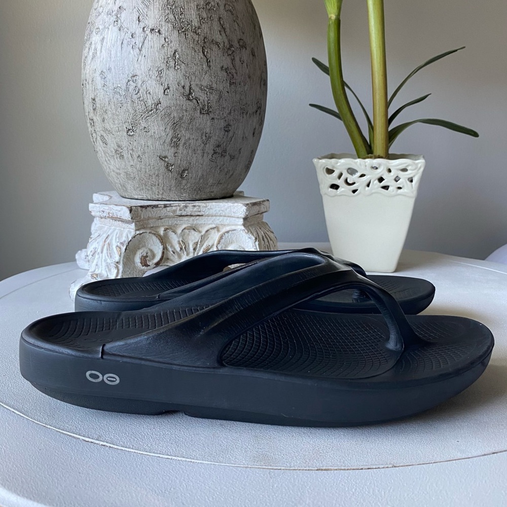 OOFOOS OOlala Luxe Recovery Flip Flop Thong‎ Sandals Shoes Women 11 Black - Picture 4 of 9